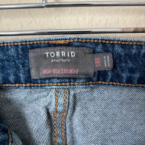 Torrid 18R Straight Classic Denim High-Rise Studded Jeans - Picture 3 of 13